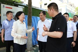 加油！张宁季后赛中国距离投射有提升 但护筐水准还有待提升